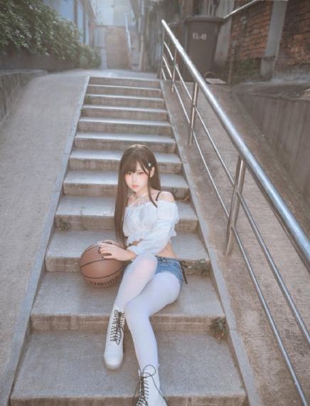 美女脱去所有衣图片_1080P电影免费在线