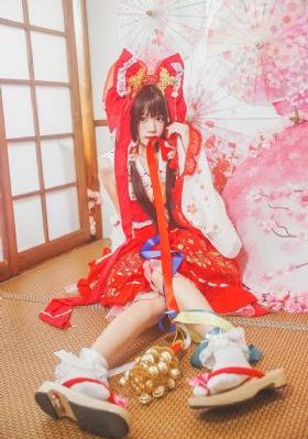 国产亚洲丝袜制服_BD英语最新电影在线观看